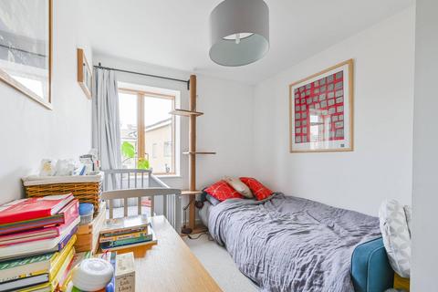 undefined, Clock View Crescent, Islington, London, N7