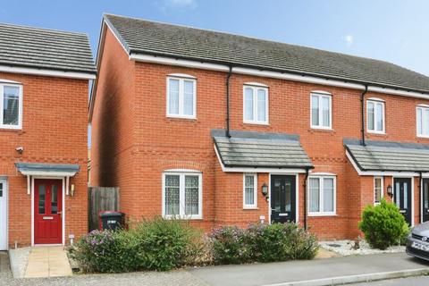 3 bedroom terraced house for sale - Boxall Way, Langley