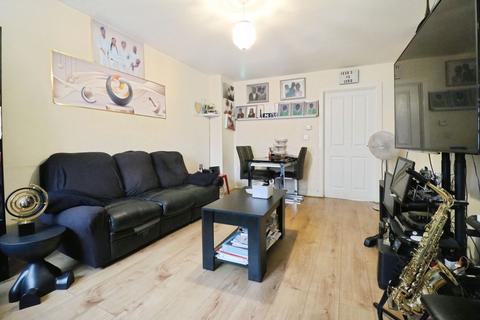 3 bedroom end of terrace house for sale, Boxall Way, Langley