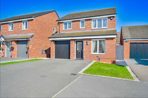 3 bedroom detached house for sale - Oakley Road, Burntwood