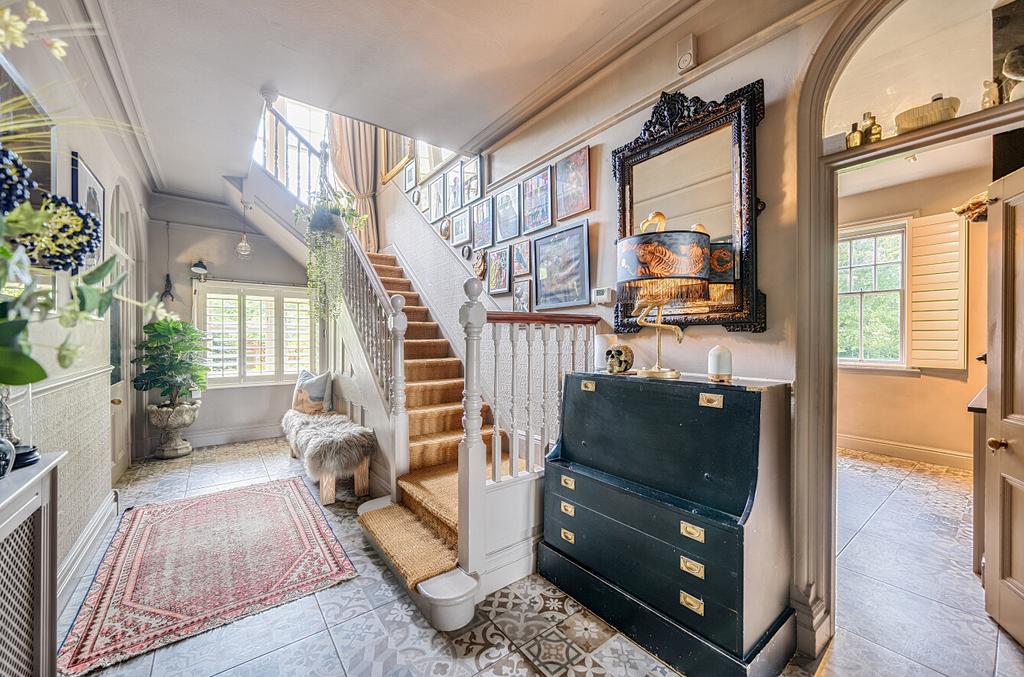1361765-13-68dd22...