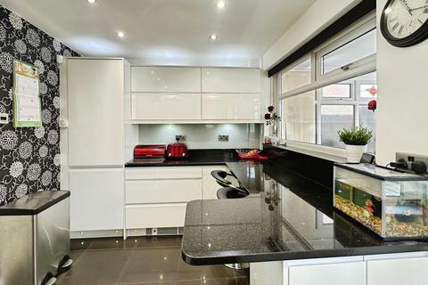 3 bedroom house for sale, Rose Grove, Bury