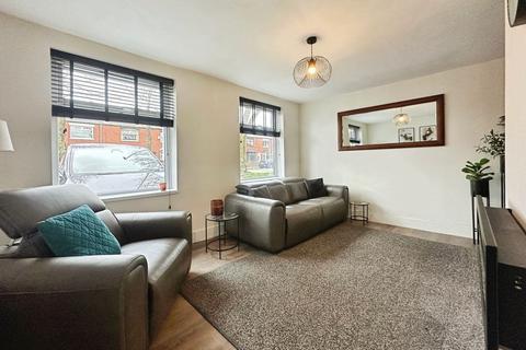 3 bedroom semi-detached house for sale, Bury Road, Radcliffe,