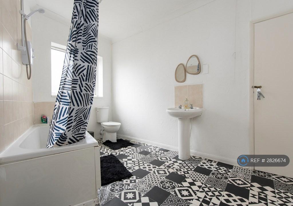 Toilet And Bathroom