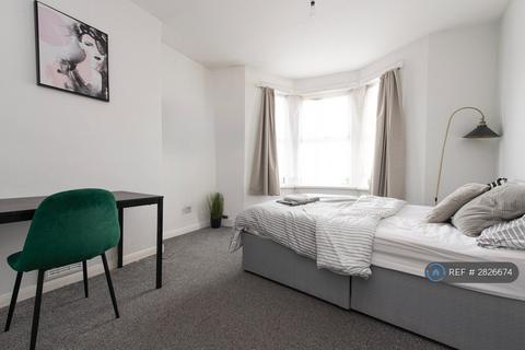 undefined, Maidstone Road, Chatham, ME4