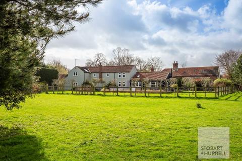 5 bedroom detached house for sale, Staithe Road, Norwich NR12