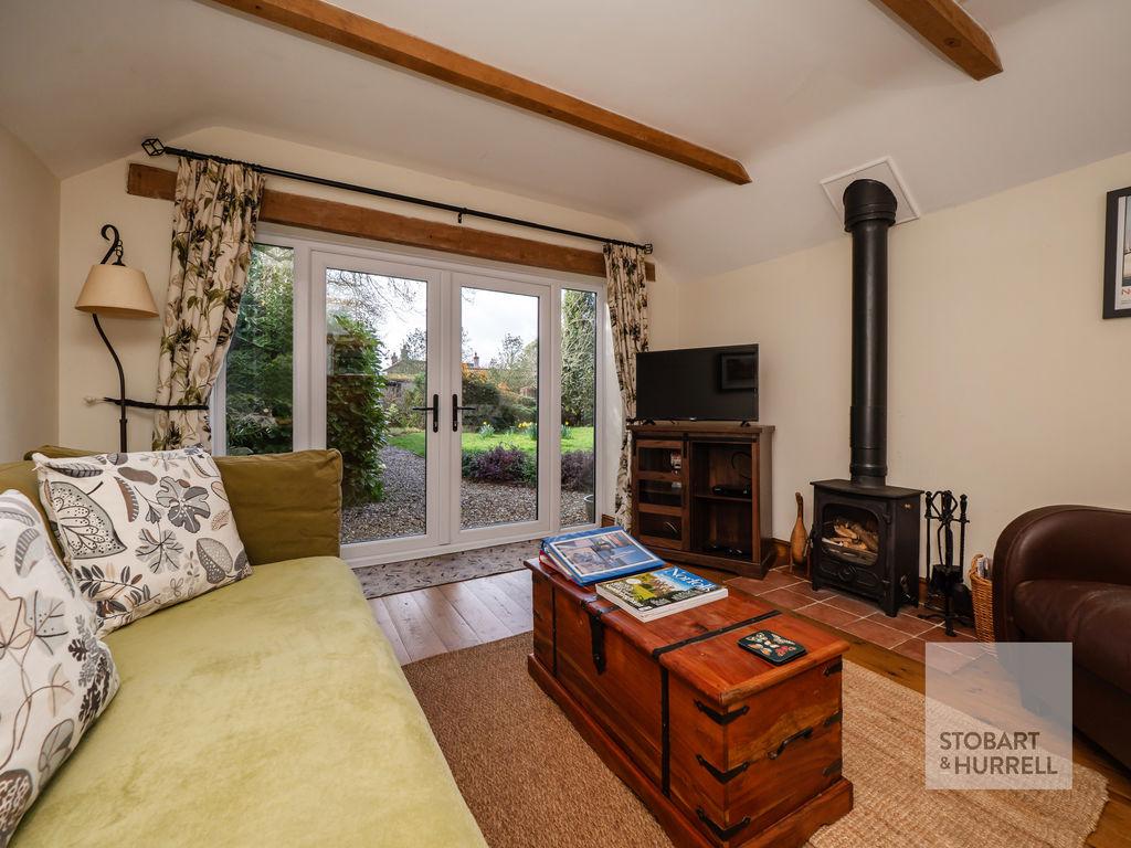 Neaps Cottage Lounge
