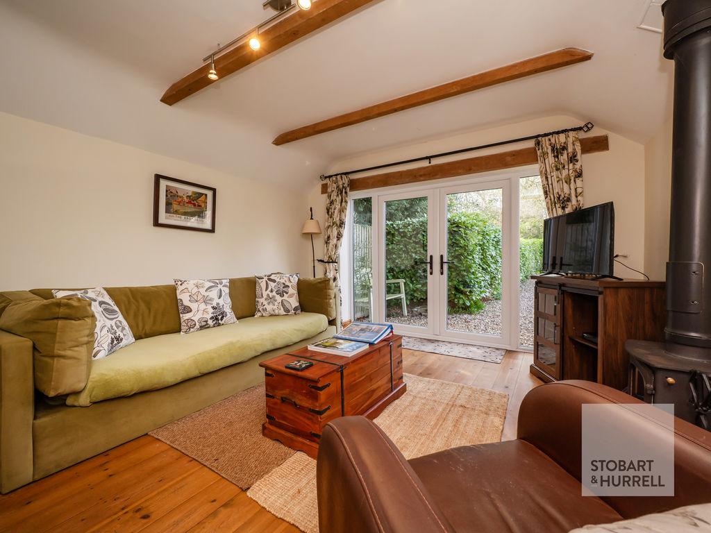 Neaps Cottage Lounge