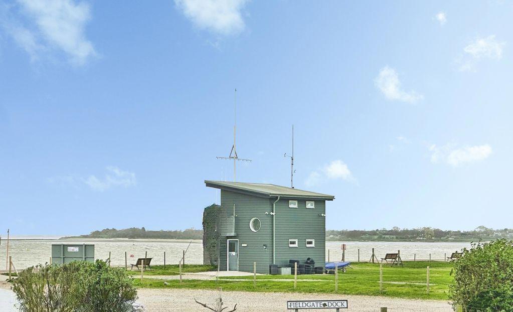 Oyster Tank Road