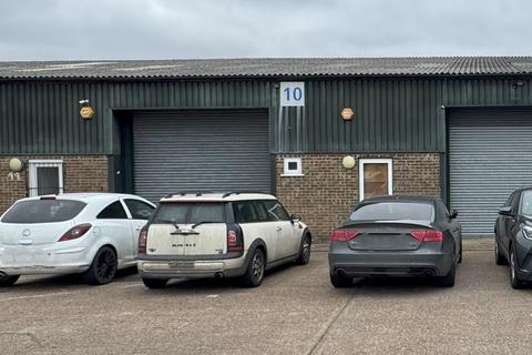 Warehouse to rent, London Rd West Kingsdown TN15 6EL
