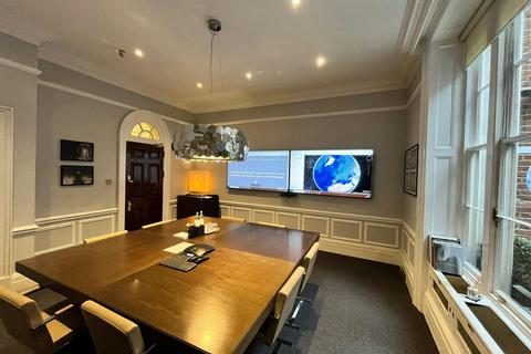 Office to rent, 4 Hill St London W1J 5NE