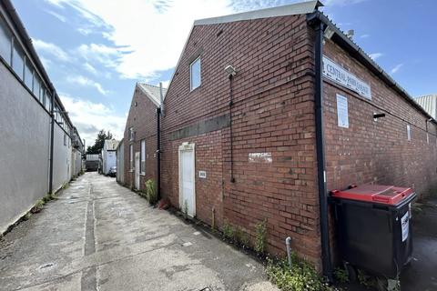 Distribution warehouse for sale, 302-303 Third Avenue Bristol BS14 9BZ