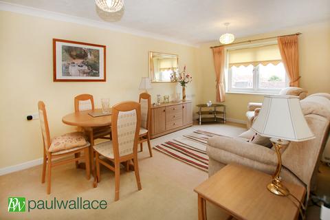 undefined, High Street, Waltham Cross