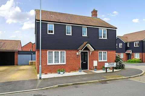 3 bedroom detached house for sale - Westlake Gardens, Tadley RG26