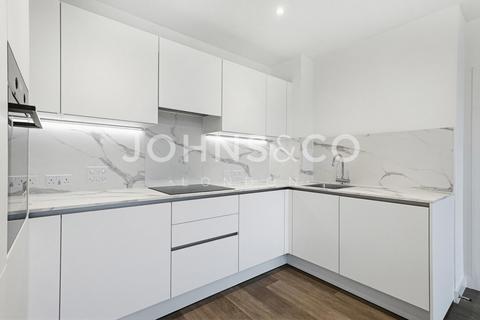 2 bedroom apartment to rent, Royal Gateway, Acton, London, W3