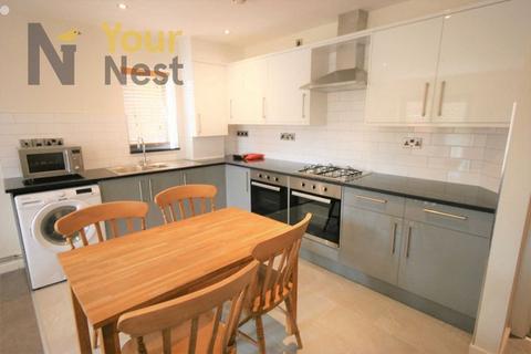 5 bedroom house to rent, Ash road, Headingley, Leeds, LS6 3JJ