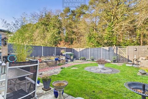 undefined, College Piece, Mortimer, Reading, Berkshire, RG7