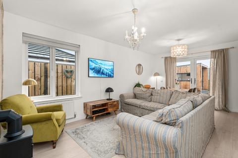 3 bedroom detached house for sale, Allison Gardens, Blackridge
