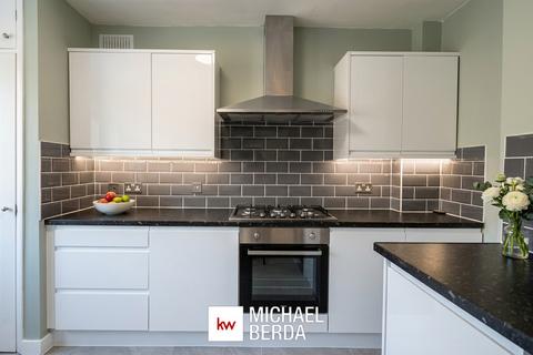 undefined, Darville Road, London, N16