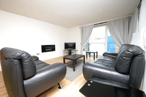 2 bedroom flat to rent, Dunlop Street, Glasgow, G1