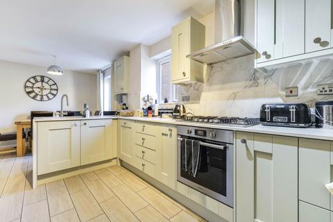undefined, Dixon Court, Leeds, West Yorkshire, LS12