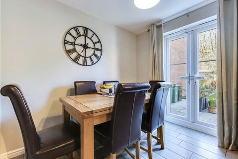 undefined, Dixon Court, Leeds, West Yorkshire, LS12