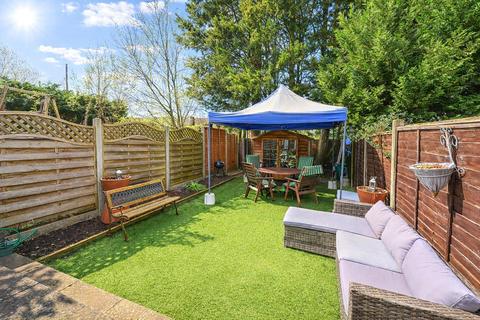 undefined, Quebec Gardens, Camberley GU17