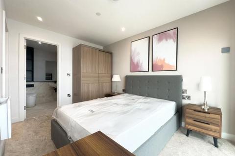 2 bedroom flat to rent, Apartment  Aquitania, West Waterloo Place,  Triskelion Way, Liverpool