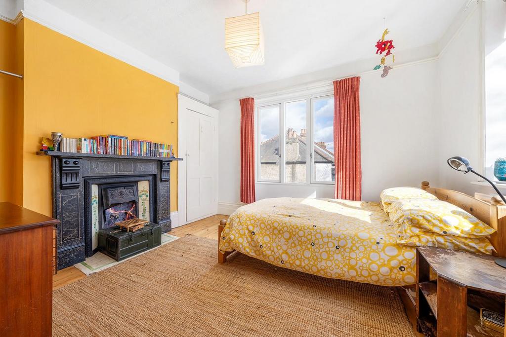 Bedroom 4.JPG
