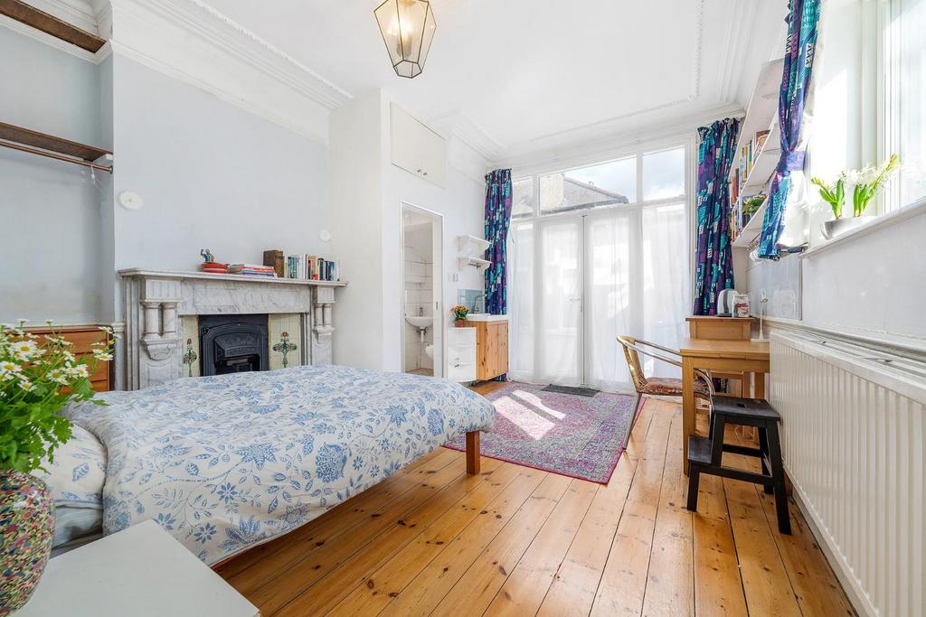 Bedroom 3.JPG