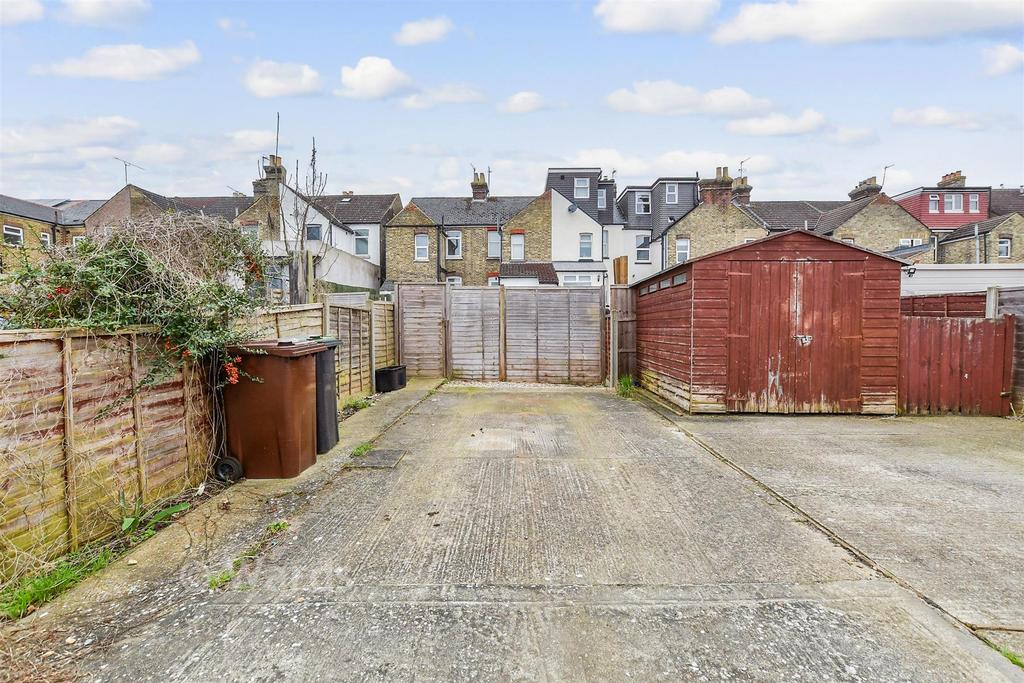 Driveway/Parking