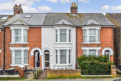 3 bedroom terraced house for sale, Malling Road, Snodland ME6