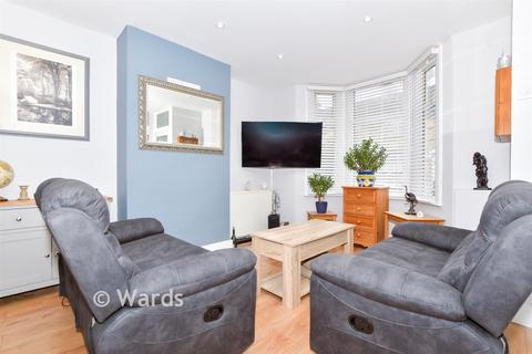 3 bedroom terraced house for sale, Malling Road, Snodland ME6