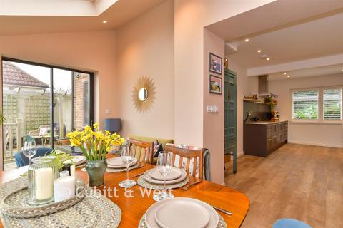 3 bedroom semi-detached house for sale, Lyminster Avenue, Brighton BN1