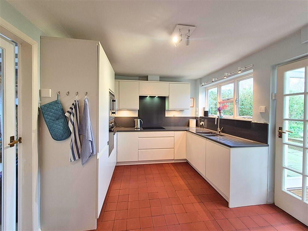 Photo 29