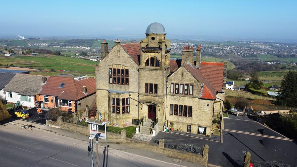 Mountain Hall