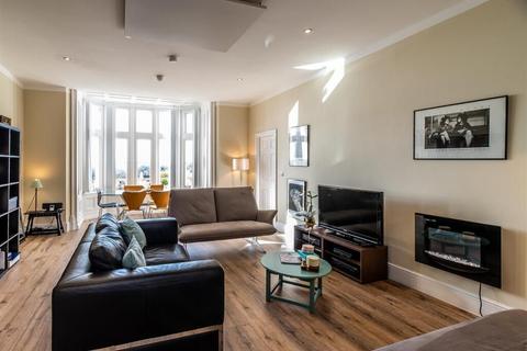 undefined, Apartment ,  The Ropewalk, Nottingham