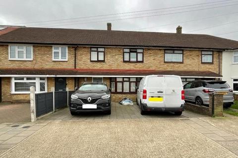 South Hornchurch RM13