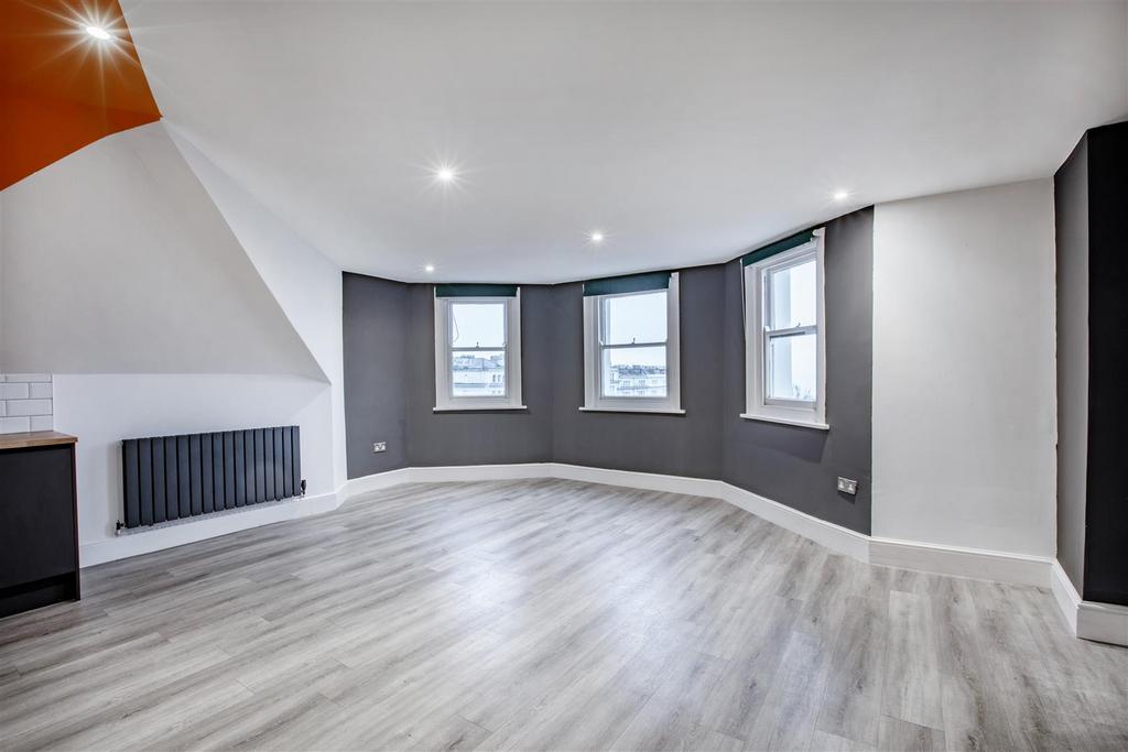 Open Plan Reception
