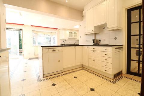 5 bedroom semi-detached house to rent, Edgware HA8