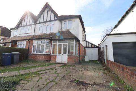 Edgware HA8