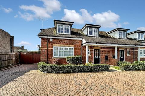 undefined, Century Gardens, Sanderstead, CR2 9FE