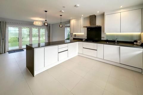 undefined, Church Way, Sanderstead, Surrey, CR2 0JQ