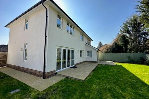 5 bedroom detached house for sale, Church Way, Sanderstead, Surrey, CR2 0JQ