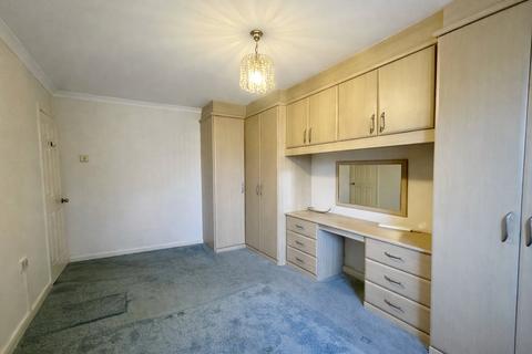 2 bedroom apartment for sale, Shore Road, Ainsdale, Southport, Merseyside, PR8