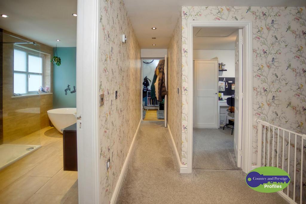 9 Mays Farm drive (14).jpg