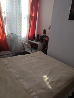 undefined, Green Lanes, London N4