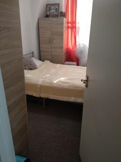 1 bedroom flat to rent, Green Lanes, London N4