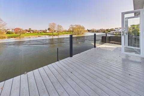 undefined, Chertsey Lane, Staines-upon-thames, TW18