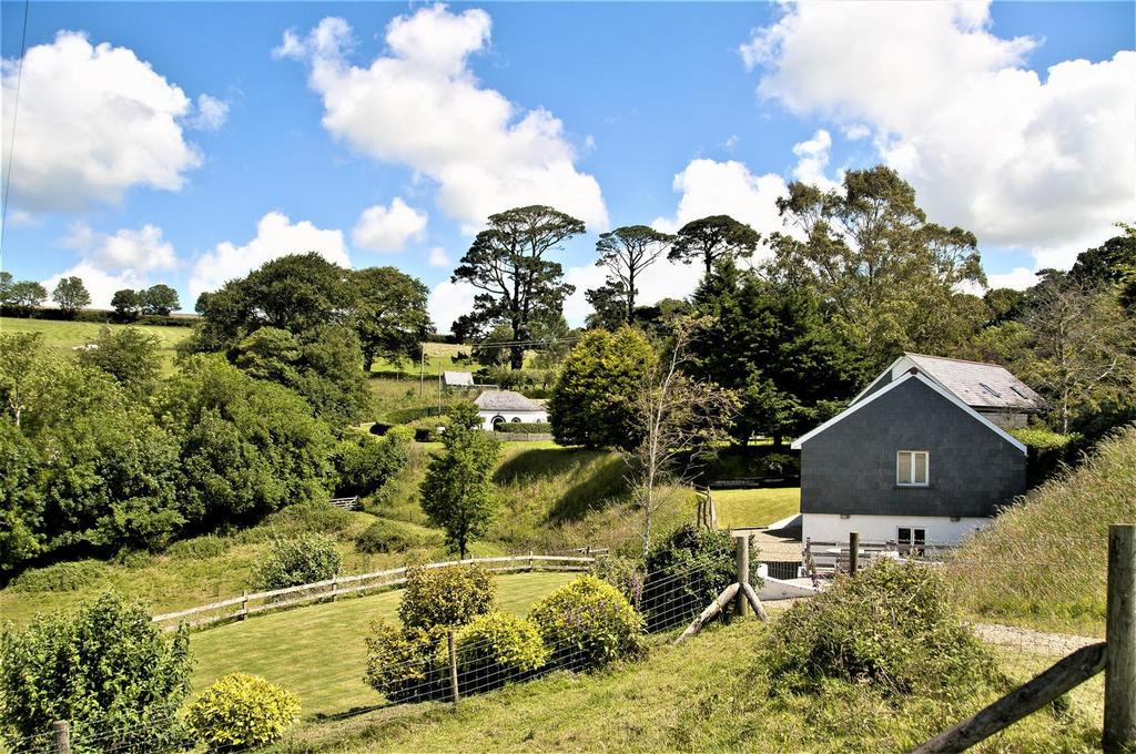 Coach House, Owl Barn and Tree Barn.jpg